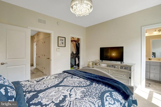 3683 AMBROSE HILLS RD, Falls Church, VA 22041