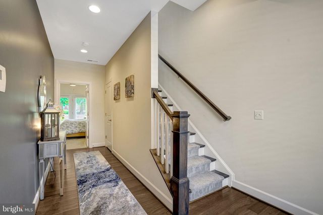 3683 AMBROSE HILLS RD, Falls Church, VA 22041