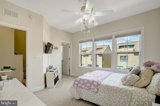 3683 AMBROSE HILLS RD, Falls Church, VA 22041