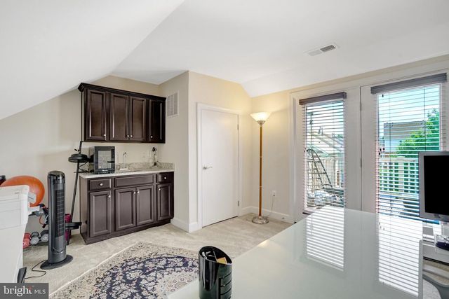 3683 AMBROSE HILLS RD, Falls Church, VA 22041