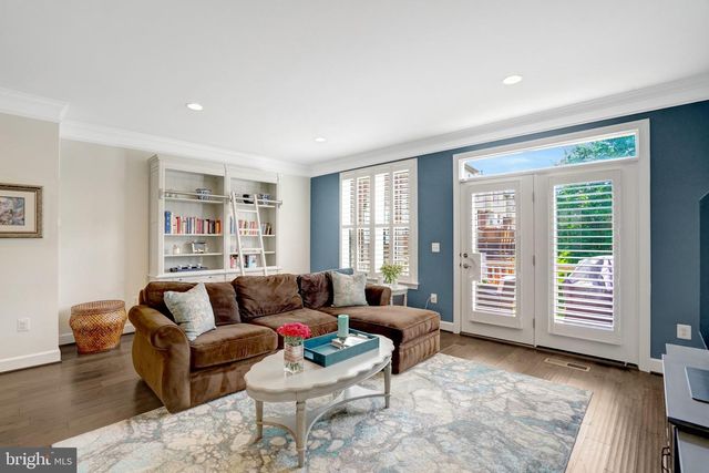 3683 AMBROSE HILLS RD, Falls Church, VA 22041