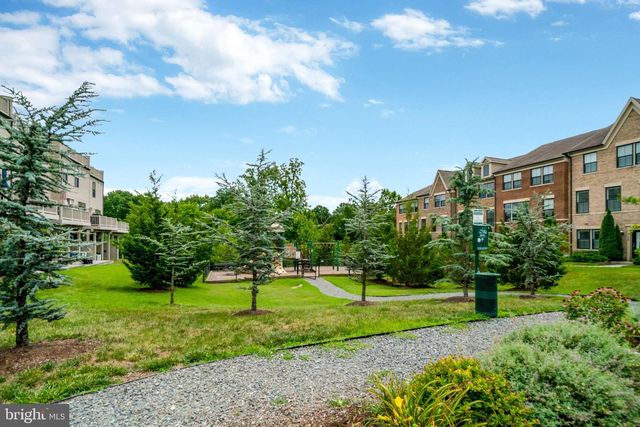 3683 AMBROSE HILLS RD, Falls Church, VA 22041