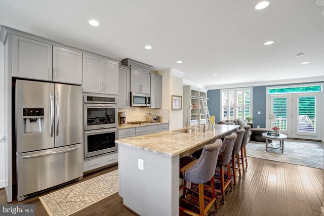 3683 AMBROSE HILLS RD, Falls Church, VA 22041