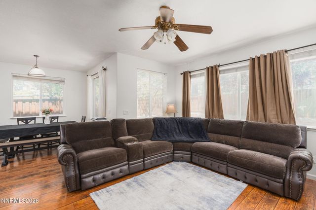 6960 Rioja Court, Sparks, NV 89436