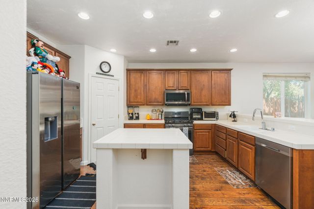 6960 Rioja Court, Sparks, NV 89436