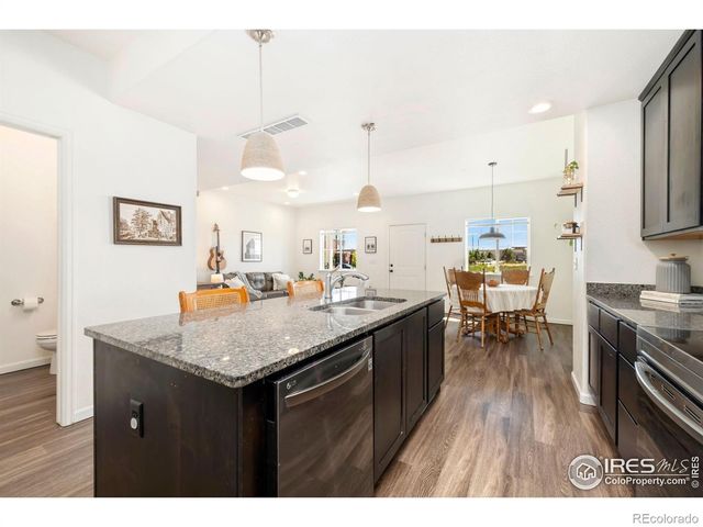 4355 24th St Rd 2101, Greeley, CO 80634