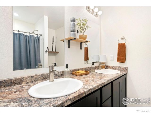 4355 24th St Rd 2101, Greeley, CO 80634