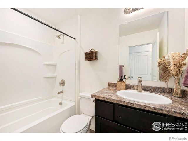 4355 24th St Rd 2101, Greeley, CO 80634