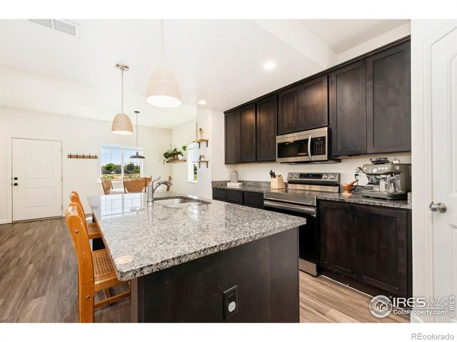 4355 24th St Rd 2101, Greeley, CO 80634