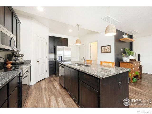 4355 24th St Rd 2101, Greeley, CO 80634