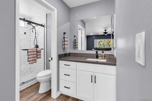 7780 Parkway Dr 104, La Mesa, CA 91942