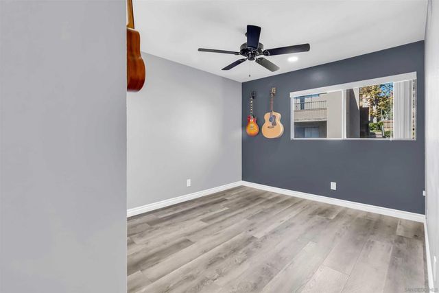 7780 Parkway Dr 104, La Mesa, CA 91942