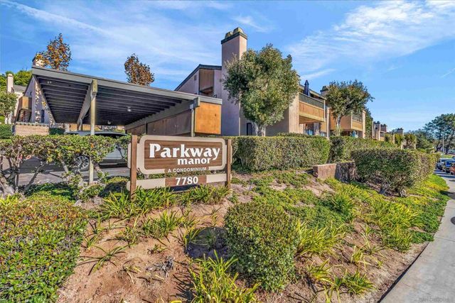 7780 Parkway Dr 104, La Mesa, CA 91942