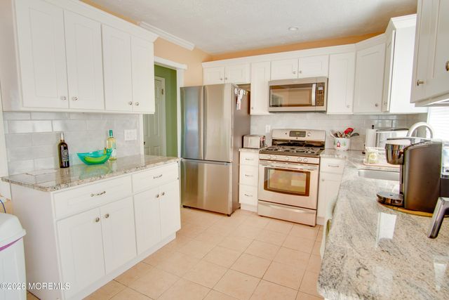 834 Ross Street, Toms River, NJ 08753
