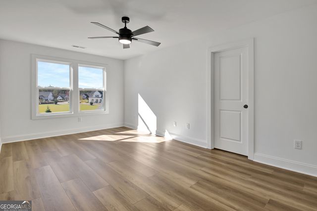 65 Crest Haven Court, Senoia, GA 30276