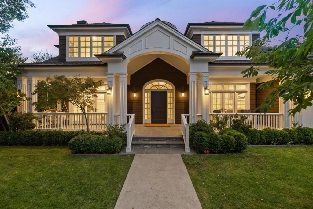 24 Palm Court, Menlo Park, CA 94025