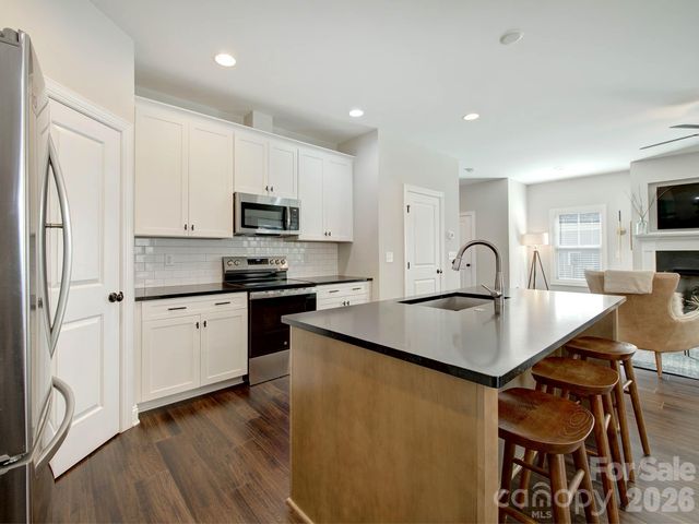 2656 Poplar Cove Drive NW, Concord, NC 28027