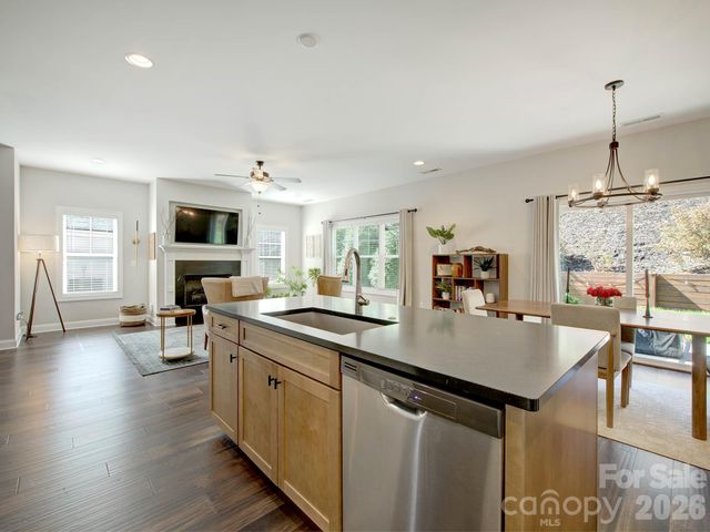 2656 Poplar Cove Drive NW, Concord, NC 28027