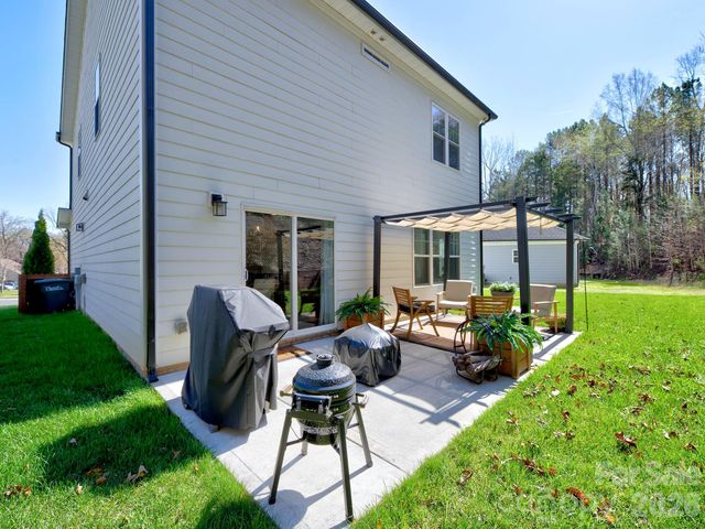 2656 Poplar Cove Drive NW, Concord, NC 28027