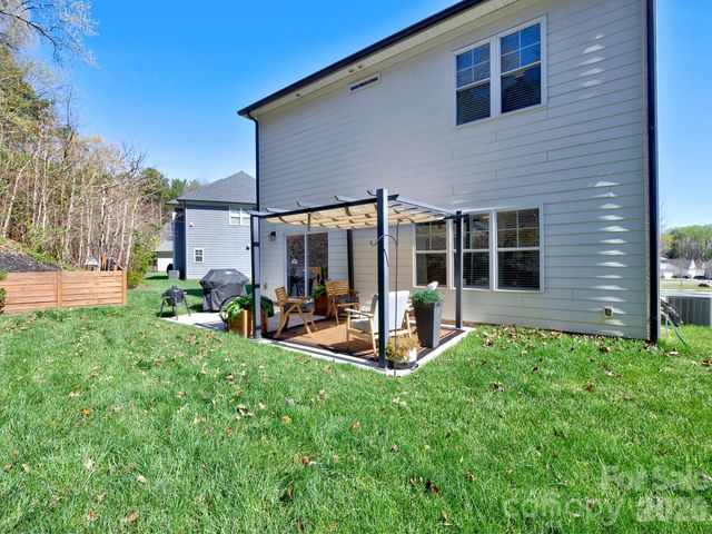 2656 Poplar Cove Drive NW, Concord, NC 28027