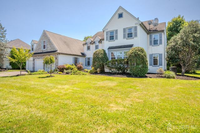 37 Kinglet Drive, Plainsboro, NJ 08536