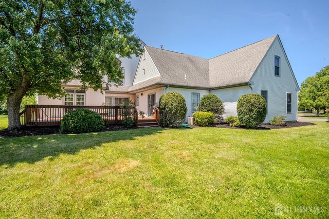 37 Kinglet Drive, Plainsboro, NJ 08536