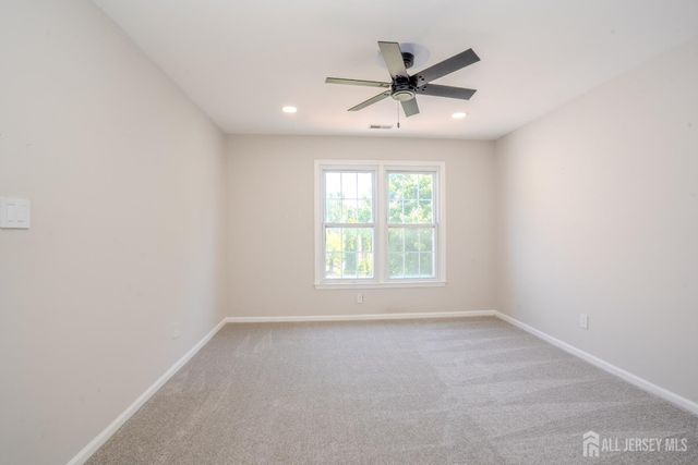 37 Kinglet Drive, Plainsboro, NJ 08536