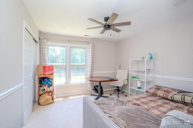 37 Kinglet Drive, Plainsboro, NJ 08536
