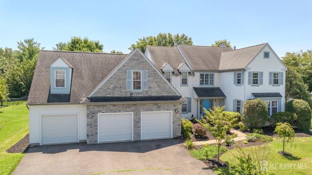 37 Kinglet Drive, Plainsboro, NJ 08536