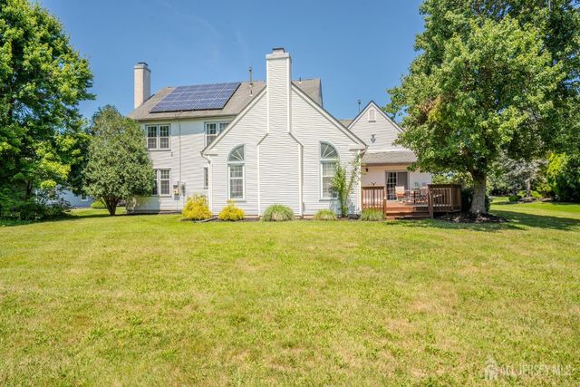37 Kinglet Drive, Plainsboro, NJ 08536