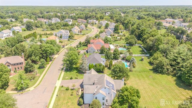 37 Kinglet Drive, Plainsboro, NJ 08536