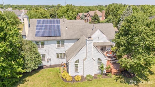 37 Kinglet Drive, Plainsboro, NJ 08536