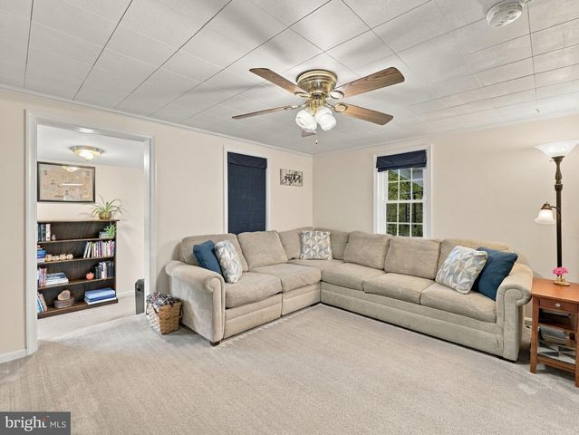 15848 LOCKWOOD RD, Williamsport, MD 21795