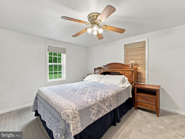 15848 LOCKWOOD RD, Williamsport, MD 21795