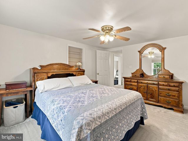 15848 LOCKWOOD RD, Williamsport, MD 21795