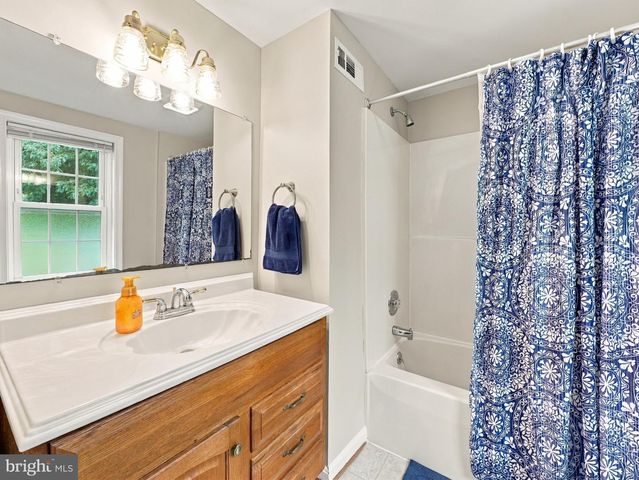 15848 LOCKWOOD RD, Williamsport, MD 21795