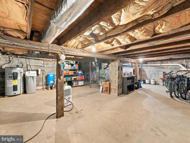15848 LOCKWOOD RD, Williamsport, MD 21795