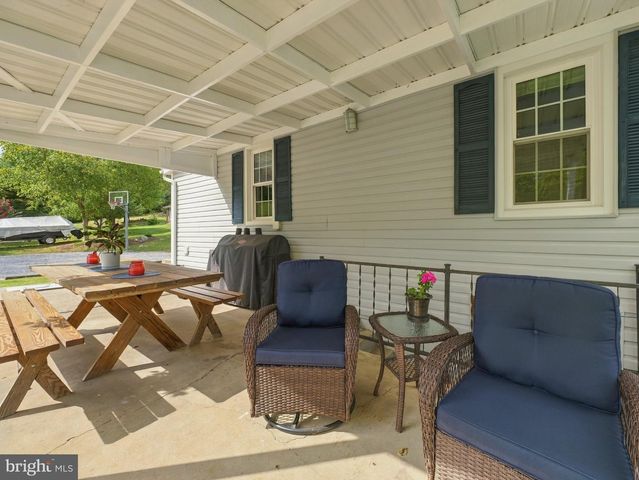 15848 LOCKWOOD RD, Williamsport, MD 21795