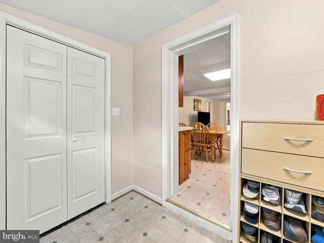 15848 LOCKWOOD RD, Williamsport, MD 21795