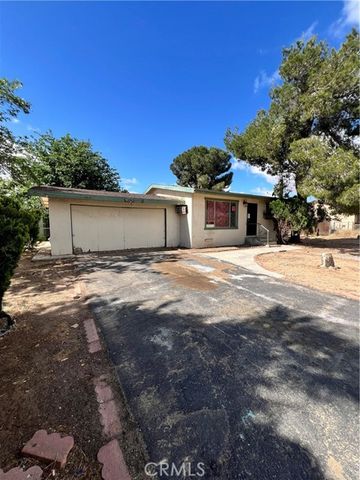 16345 Cashew, Hesperia, CA 92345