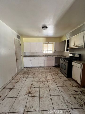 16345 Cashew, Hesperia, CA 92345