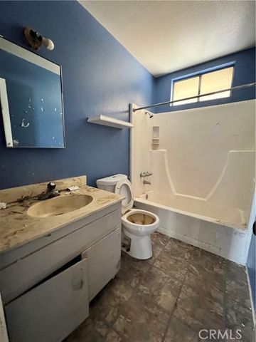 16345 Cashew, Hesperia, CA 92345