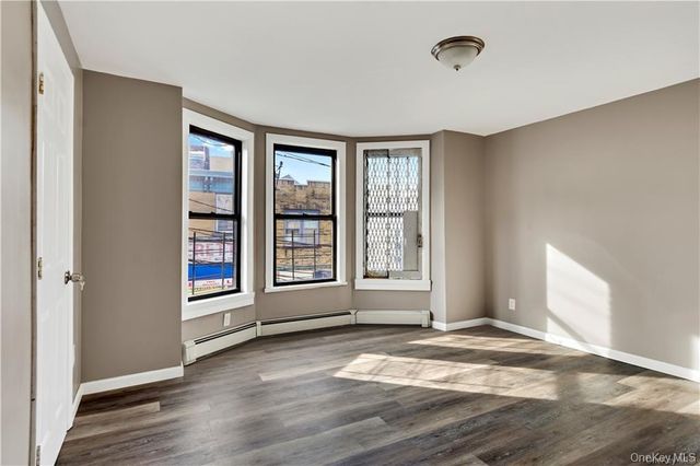 23 Park Hill Avenue, Yonkers, NY 10701