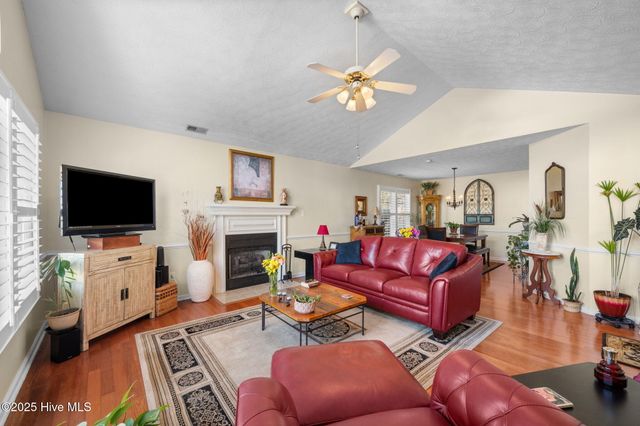 211 Mahaffey Court, New Bern, NC 28560