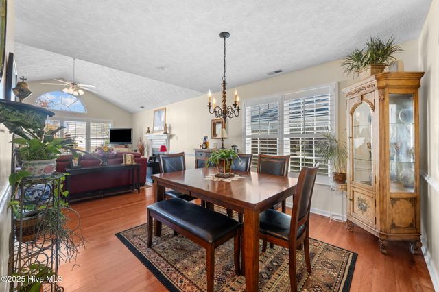 211 Mahaffey Court, New Bern, NC 28560