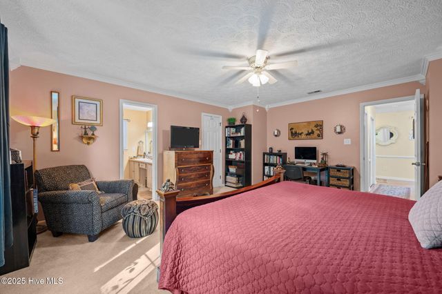 211 Mahaffey Court, New Bern, NC 28560