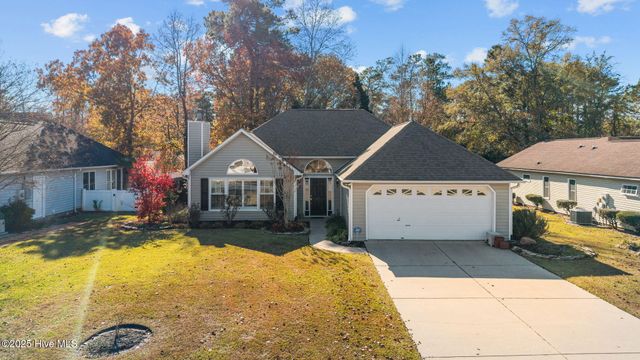 211 Mahaffey Court, New Bern, NC 28560