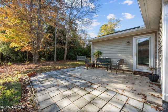 211 Mahaffey Court, New Bern, NC 28560