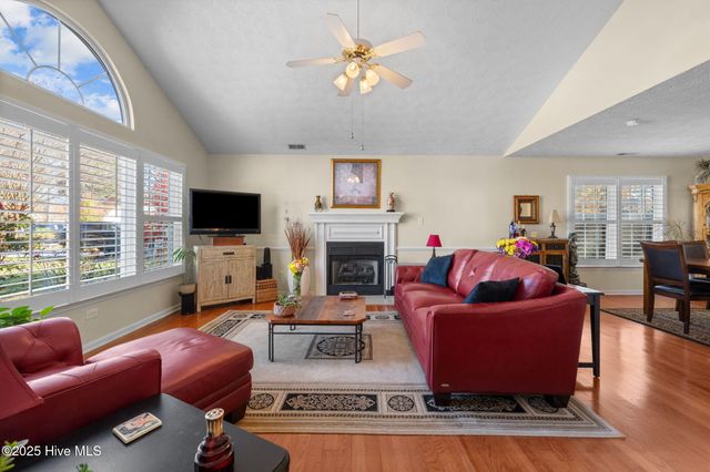 211 Mahaffey Court, New Bern, NC 28560