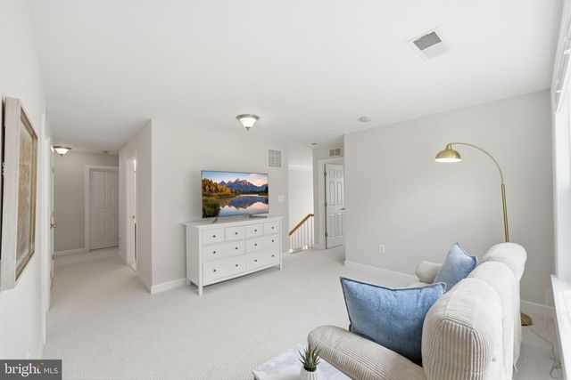 41688 BLUE GRAMA CIR, Aldie, VA 20105